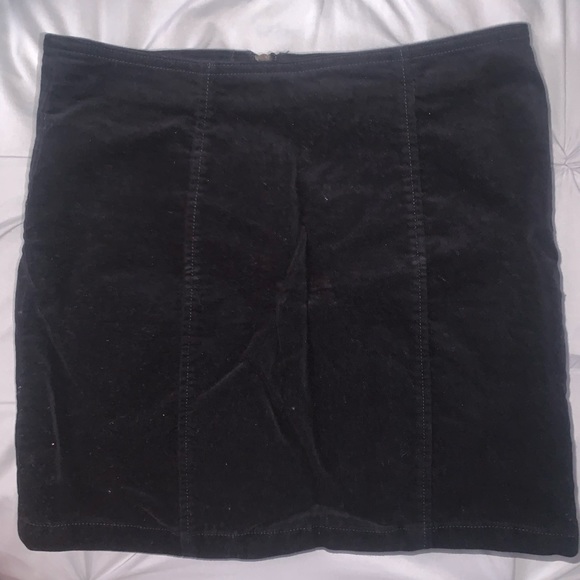 Forever 21 Skirt - Picture 2 of 3